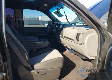 2009 Chevrolet Silverado 1500 Ls z USA, uszkodzony, nr VIN 3GCEC13C49G145110